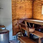 Chalé Ahlaistentupa Pori