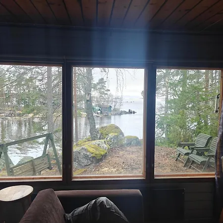 Ahlaistentupa Пори