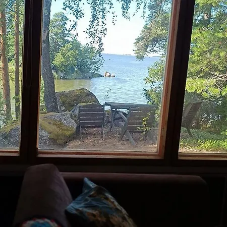 Ahlaistentupa