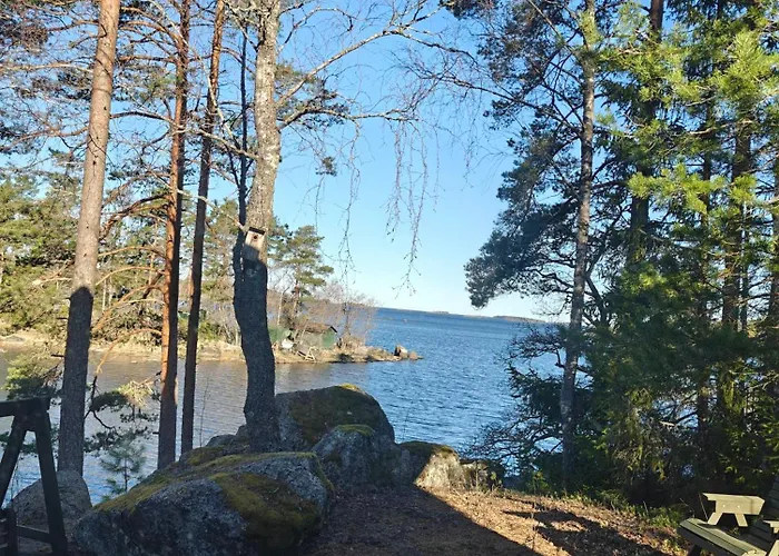 Ahlaistentupa * Пори