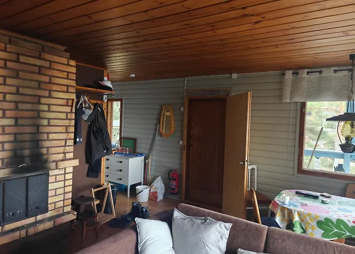 Ahlaistentupa Шале